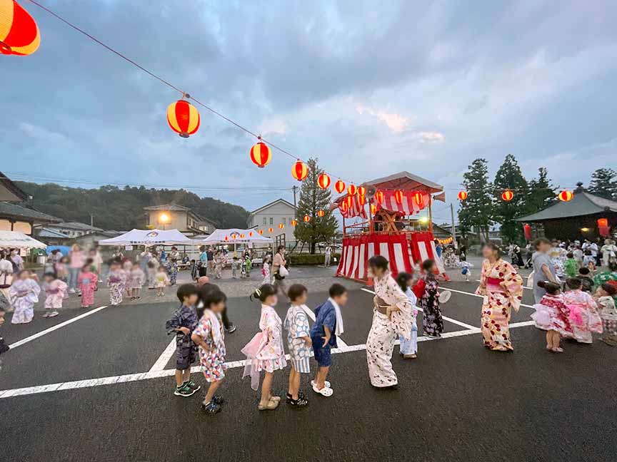 盆踊り